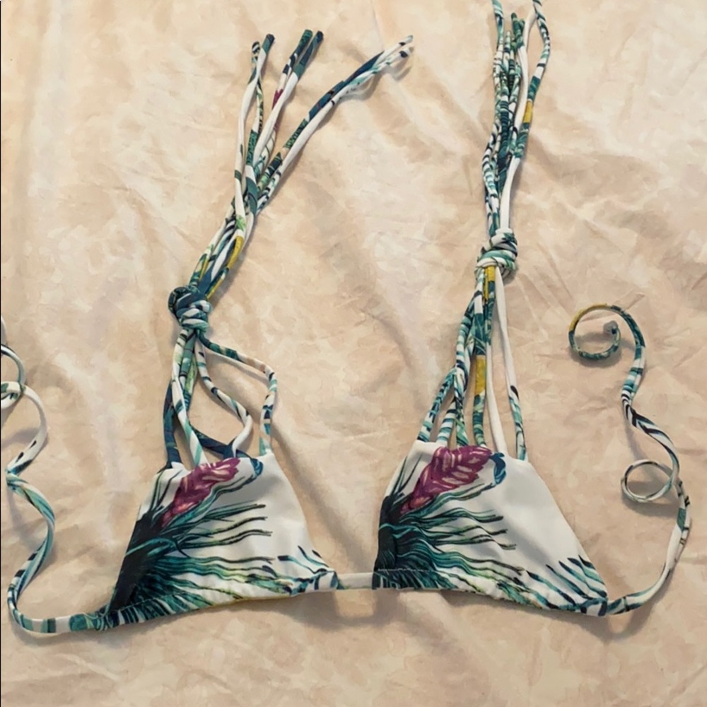 Natasha Top Stone Fox Swim Medium Palms